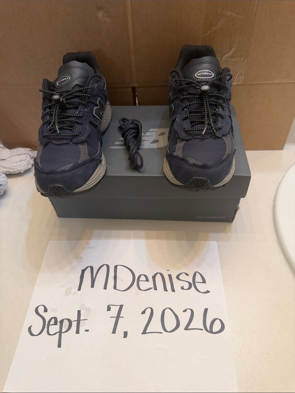 New Balance Unisex Navy, Black, and Gray 2002RD Sneakers